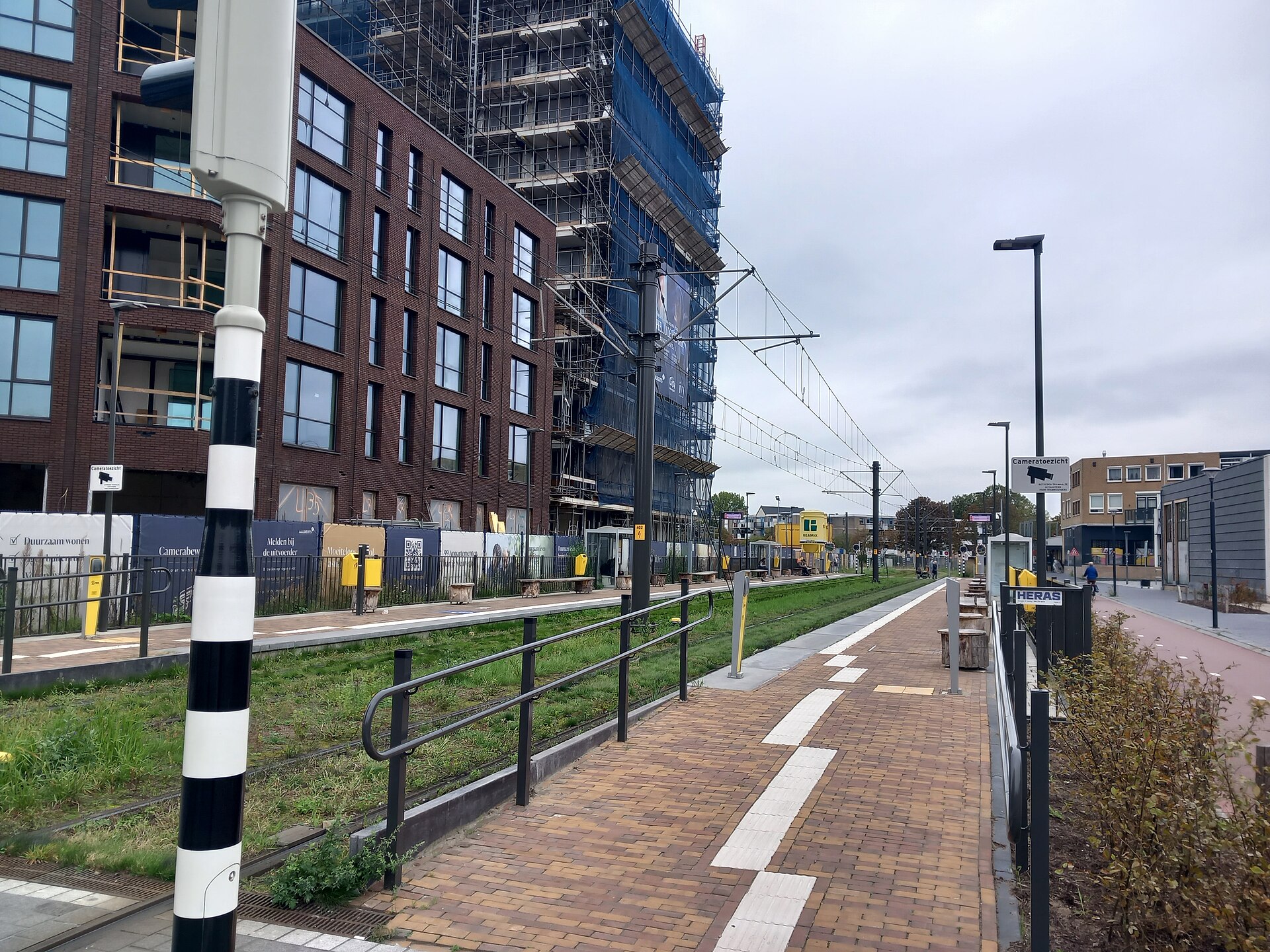 Tramhalte Nieuwegein City en de stedelijke omgeving